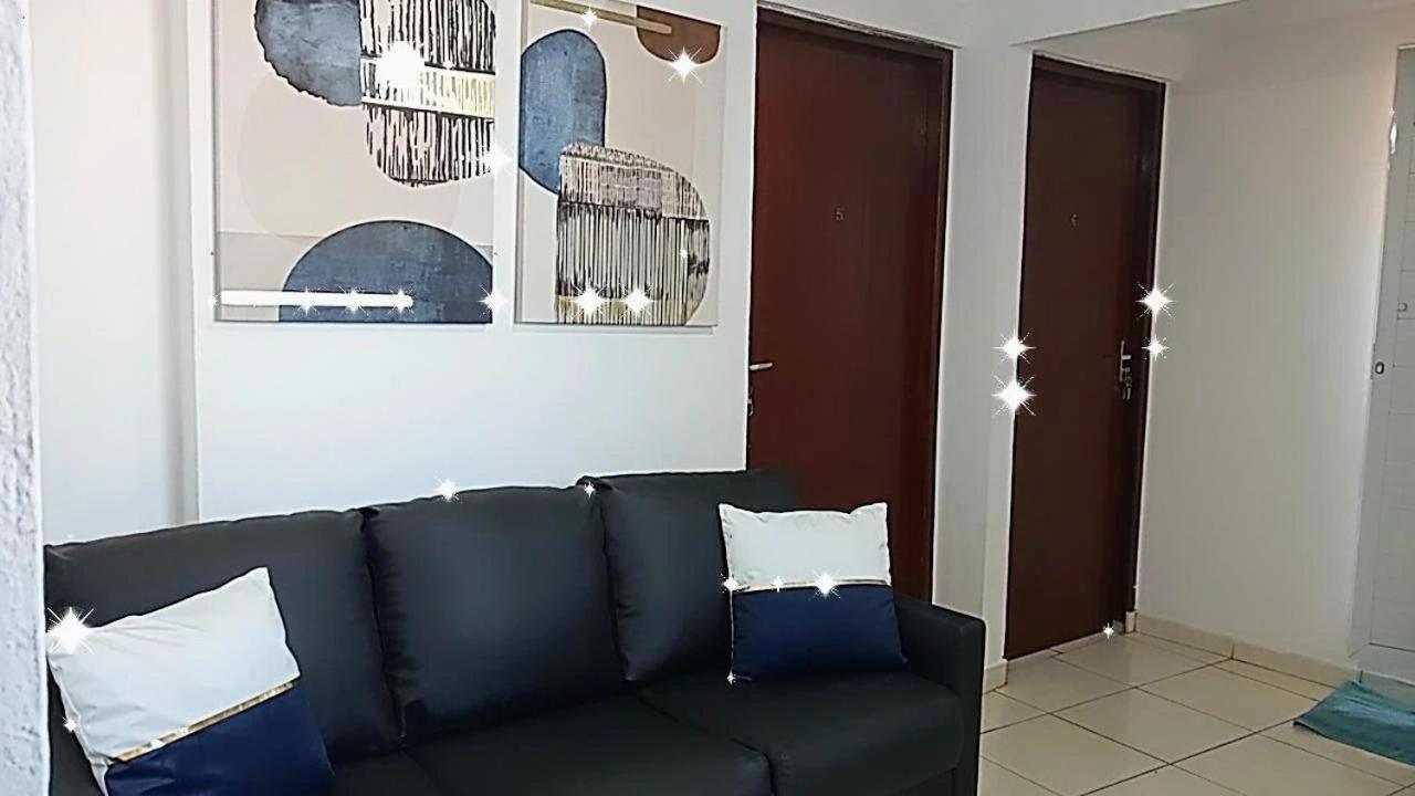 Vitoria Hostel جوارولوس المظهر الخارجي الصورة